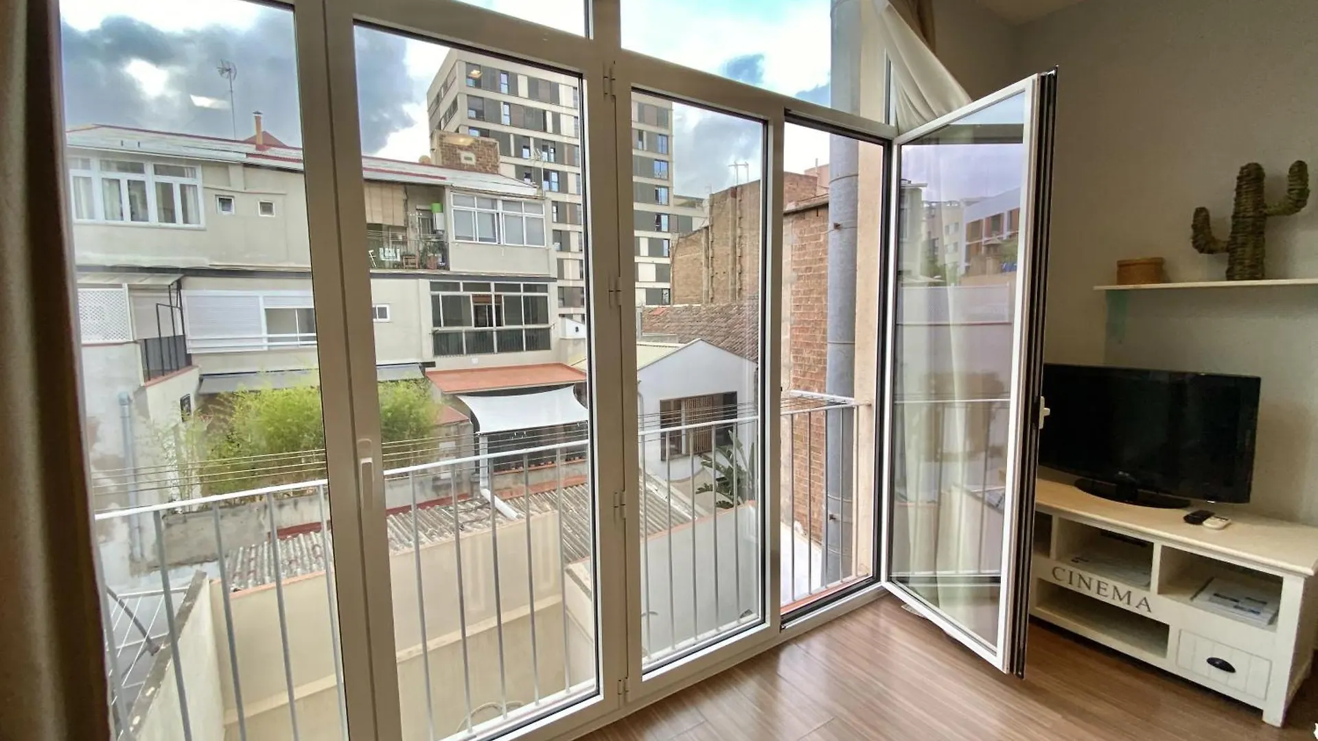 Loft Poblenou Cerca De La Playawifiazotea Apartment Barcelona Spain