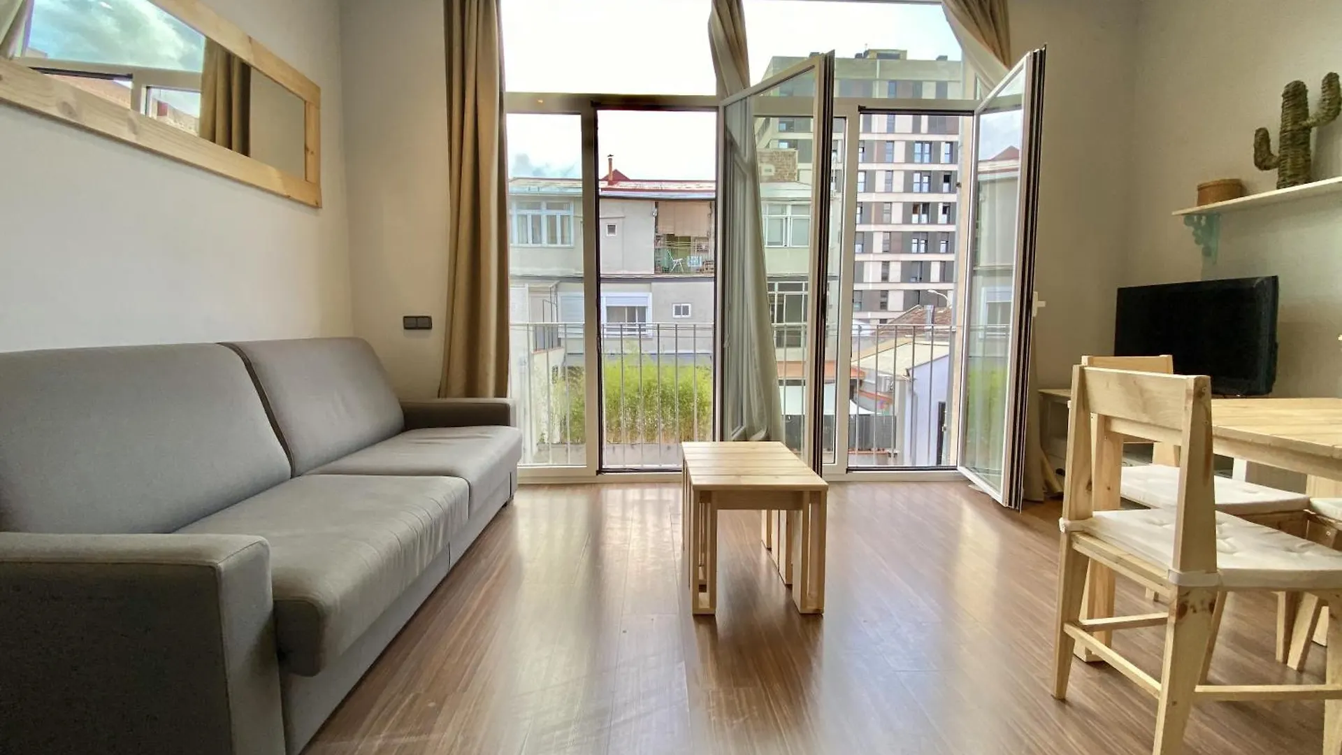 Loft Poblenou Cerca De La Playawifiazotea Apartment Barcelona